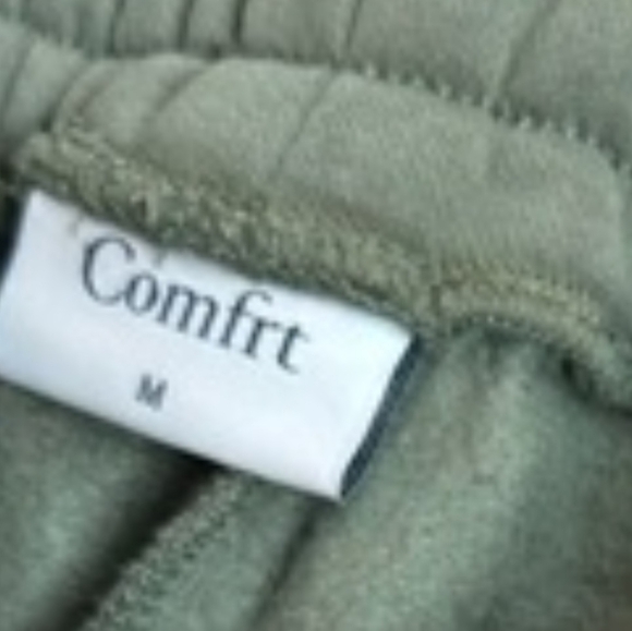 Comfrt Set - Picture 4 of 4